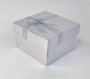 Коробка подарочная
