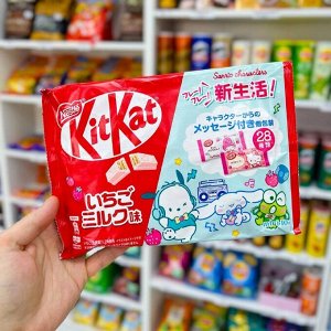 KitKat Sanrio 150g - КитКат клубничное молоко. 10шт