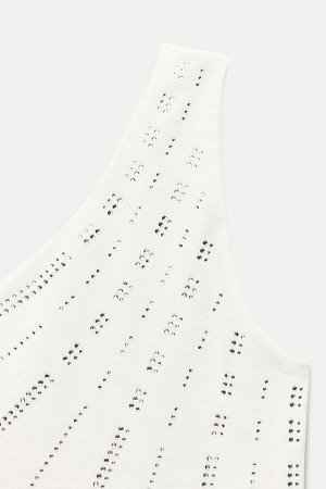 Топ Цвет как на первом фото АСИММЕТРИЧНАЯ РЕБКА С НАСТОЯЩИМИ КАМНЯМИ (ASYMMETRISCHES RIB-TOP MIT SCHMUCKSTEINEN) Топ в рубчик с открытыми плечами и асимметричным вырезом. Контрастные декоративные аппл