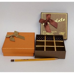 Коробка картон под конфеты 12 х 12 х 4 см