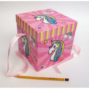 Коробка складная Единорог голова на розовом 15 х 15 х 15 см YXL-5031M-1