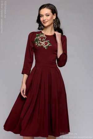 Платье бордовое длины миди с вышивкой "цветы"