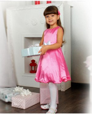Розовое платье в горошек для девочки Цвет: розовый