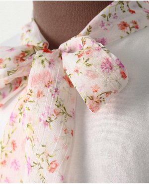 Молочная блузка для девочки Цвет: молочный