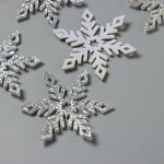 Декор для творчества войлок &quot;Снежинка&quot; голография 6х6 см