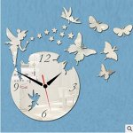 Часы-наклейка &quot;Фея с бабочками&quot; зеркальные