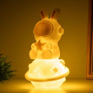 Фигурка светящаяся RISALUX «Заяц со звездой на Сатурне», LED-ночник, 2 Вт, LR44 5x8x13 см