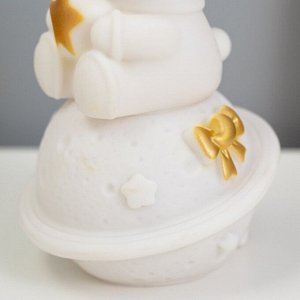 Фигурка светящаяся RISALUX «Заяц со звездой на Сатурне», LED-ночник, 2 Вт, LR44 5x8x13 см