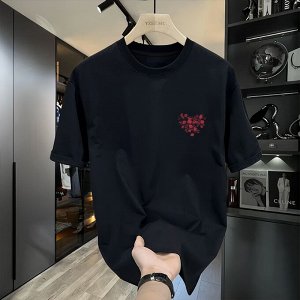 Футболка с поцелуями, женская
