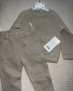C&A костюм