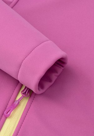 Детская куртка Рикке из современного материала, объединившего в себе лучшие качества