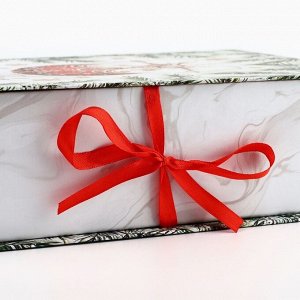 Коробка‒книга «Волшебства в Новом году», 27 х 19.5 х 8 см