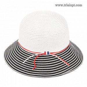 Шляпа Состав:  capron, polyester, cotton
Ширина поля:  7 см.
Диаметр шляпы:  28,5 см.
Высота тульи:  9 см.