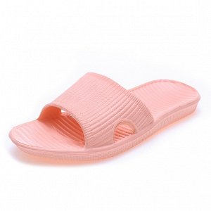Тапочки Удобная летняя обувь, в которой можно ездить за город, ходить на пляж. Они подходят и для повседневной носки, так как обеспечивают максимальную вентиляцию стопы, их легко снимать и надевать. П