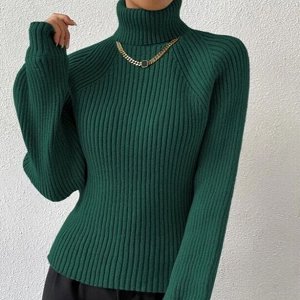 Свитер женский с горлом