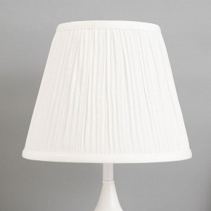 Лампа настольная «Жаннет» 1x40 Вт Е27+LED подсветка белый 24x24x41.5 см