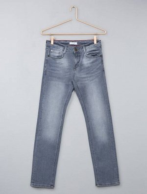 Узкие джинсы с эффектом потертости