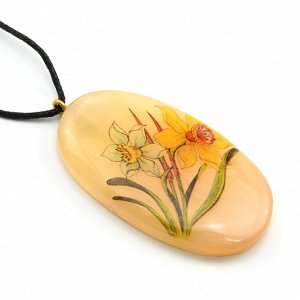 Кулон на шнурке из селенита Цветы овал 28*50мм
