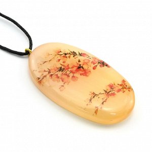 Кулон на шнурке из селенита Цветы овал 28*50мм