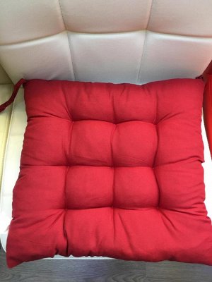 Подушка Подушка на стул. Размер 40/40см. Наполнитель синтепон.  Возможна замена на похожий цвет,при отсутствии выбранного вами.