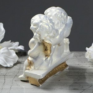 Статуэтка "Ангел на лавочке", цвет перламутровый, золотистое напыление, 11 см