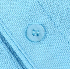 Футболка Поло — вид одежды, совмещающий в себе лучшие черты спорта и классики. Классическая мужская футболка  представлена широкой цветовой гаммой, в которой есть самые популярные оттенки. "Дышащий" х