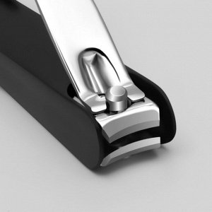 Кусачки книпсер маникюрные, на магните, с лупой, 9 см, пакет zip lock, чёрные, серебристые