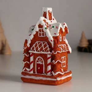 Сувенир полистоун ""Пряничный домик с глазированной крышей"" 8х5,5х12,5 см
