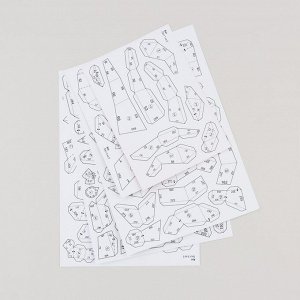 Новогодний набор для создания полигональной фигуры «Котик в шапке»