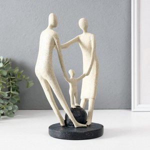 Фигурка полистоун «Сила в единстве», белый, 12x17.5x26.5 см