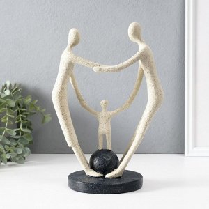 Фигурка полистоун «Сила в единстве», белый, 12x17.5x26.5 см