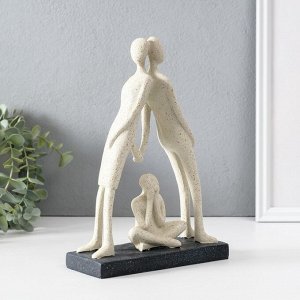 Фигурка полистоун «Дом там - где семья», белый, 7x17x24.5 см