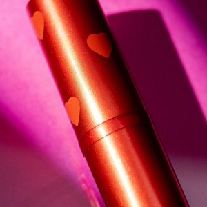 Помада для губ Catrice Heart Affair Full Shine Lipstick C01