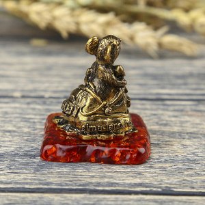 Фигурка на камне  мышка "На деньги", золото, 5 х 4,3 см