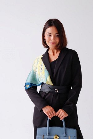 Платок + ДЛИНА: 70х70 (+-3) см.
+ СОСТАВ: ПЭ 100%