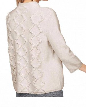 1к Пуловер, бежевый  Stefanel Элегантный пуловер от Stefanel с узором ромбами с бахромой и модным воротником-стойкой. Широкая свободная форма с укороченными рукавами и краями резиночной вязкой. Длина 