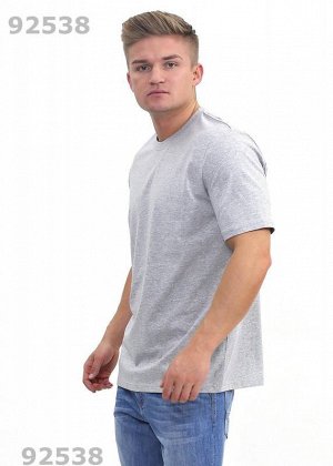 * Базовая мужская футболка на каждый день с круглым вырезом и коротким рукавом. Хорошо смотрится в сочетании с любой одеждой. Модель выполнена из 100% хлопка. Модель исполнена в актуальных цветах и от