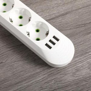 Сетевой фильтр 4 розетки, 3 USB, 5 м
