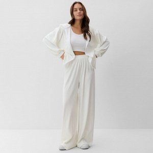 Костюм женский (толстовка и брюки) KAFTAN Plushy, белый