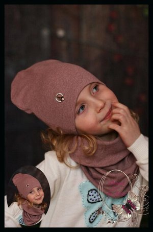 Удлинённая шапка для девочки «Париж» (сух.роза)
