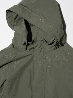 UNIQLO - легкая унисекс ветровка с воротником-капюшоном - 01 OFF WHITE