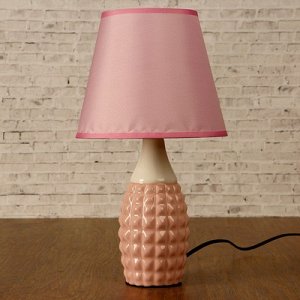 Лампа настольная с абажуром "Грани" светло-розовая 220V 40 Вт E14