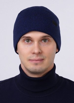 Шапка Артикул поставщика: 423524ха флис
Состав: 50% хлопок, 50% акрил
Сезон: Осень, Зима
Год: 2024
Страна: Россия

Мужская шапка по голове с отворотом. Выполнена из скрученой пряжи, декорирована не 