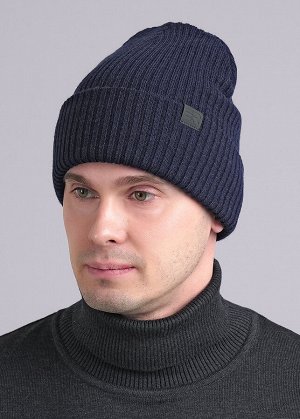 Шапка Артикул поставщика: 444156аш
Состав: 70% акрил, 30% шерсть
Сезон: Осень, Зима
Год: 2024
Страна: Россия

Мужская двойная шапка, ластичного переплетения с отворотом, декорирована логотипом- наши