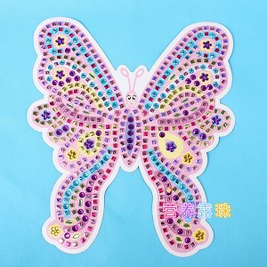 Аппликация -мозаика бабочка розовая