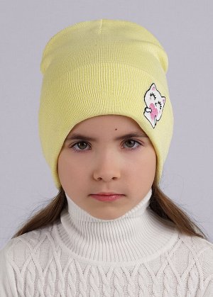 Шапка. Цвет: жёлтый