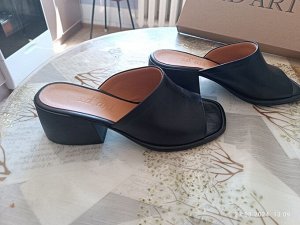 Босоножки натуральная кожа Черный