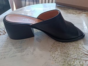 Босоножки натуральная кожа Черный