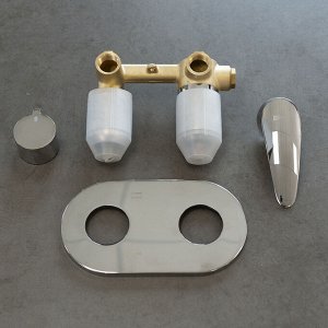 LM0427C "Линара" Смеситель для ванны и душа встраиваемый с 2х-функциональным дивертором, без аксессу