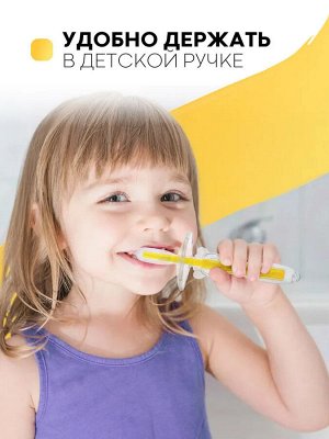 Китайские производители мало известные в РФ Силиконовая зубная щетка для малышей цвет коричный/т. коричневый